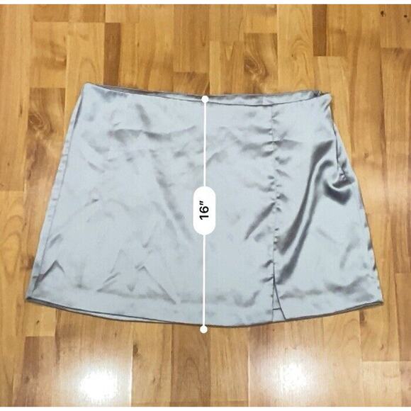 Wild Fable Notch-Front Satin Mini Skirt - Silver Gray Women's L NWT - Picture 4 of 7